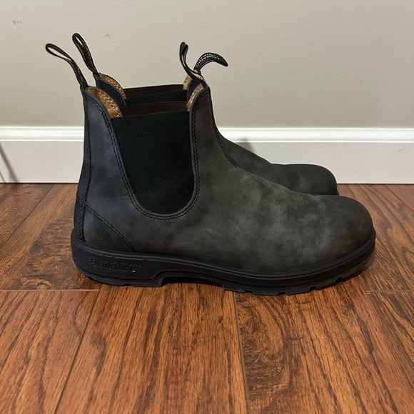 Blundstone 587 Rustic Black Chelsea Boots - Picture 4 of 9